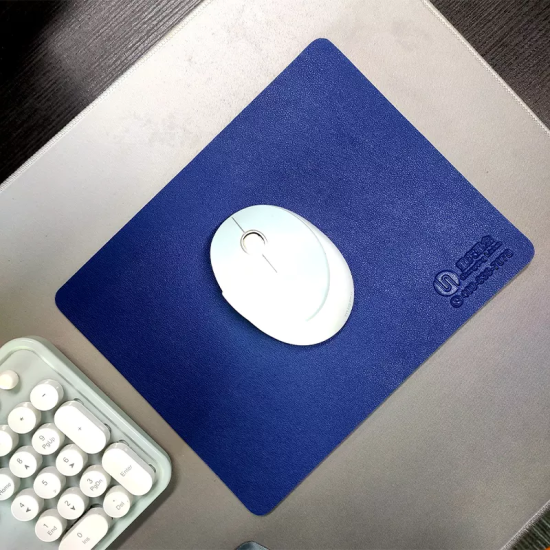 Koženková podložka pod myš - modrá/ strieborná